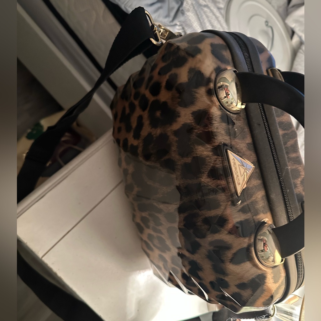 Brand New Travel Case Makeup Essentials Cosmetics Or